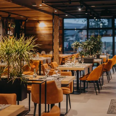 Platinum Apartmanhotel