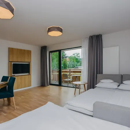 Platinum Apartmanhotel 4*